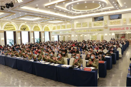 中國(guó)演藝設(shè)備技術(shù)協(xié)會(huì)第七屆第一次會(huì)員代表暨第一次理事會(huì)議在廣州成功舉辦。祝賀恩平市海天電子科技有限公司成為中國(guó)演藝設(shè)備技術(shù)協(xié)會(huì)第七屆常務(wù)理事單位。